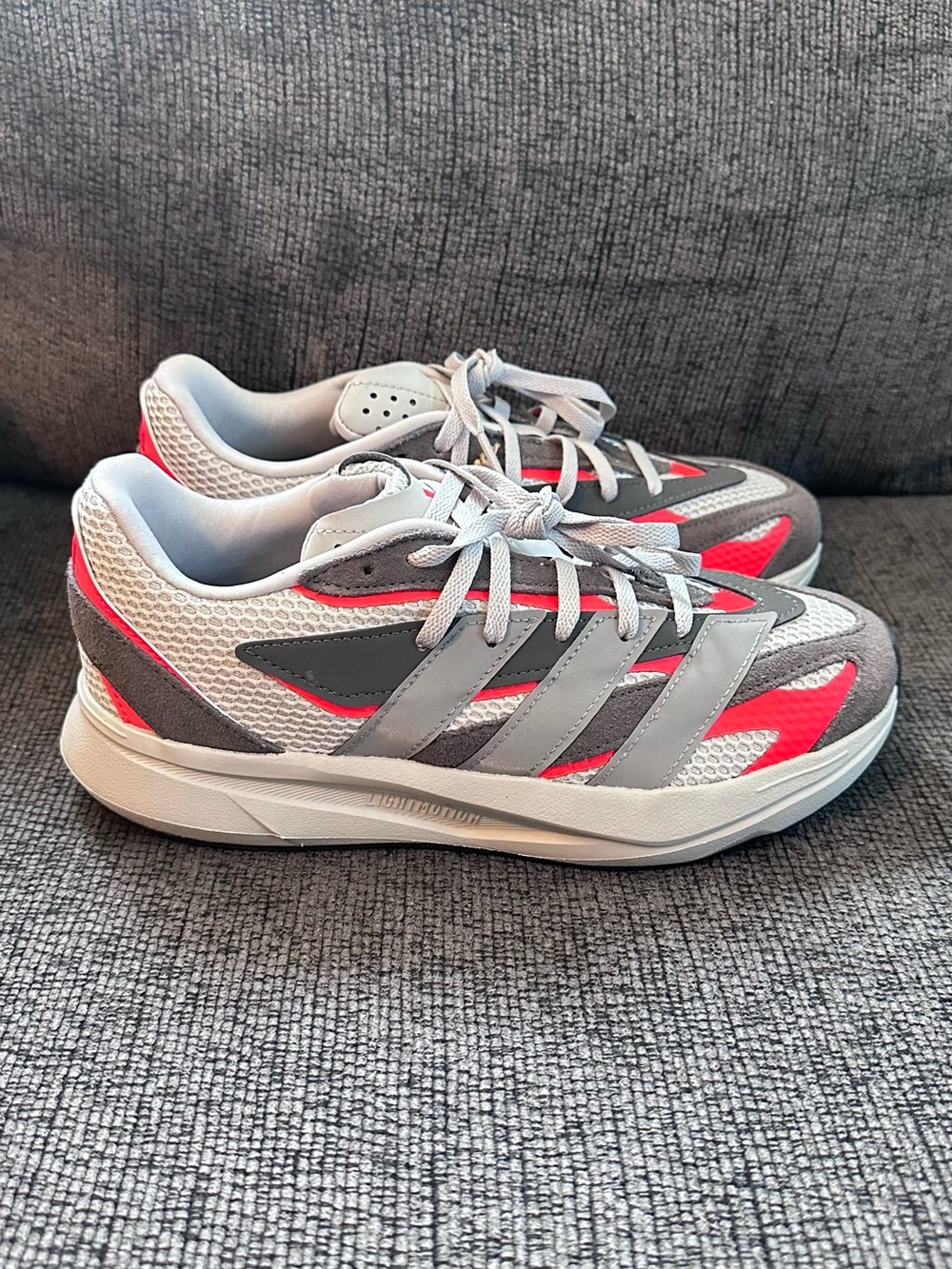 adidas Mesh Lace-Up Lightblaze J